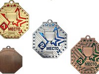 Медаль PYC 560 золото